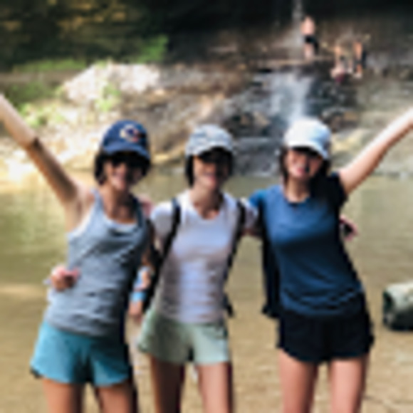 Meet your Posher, Alexandra - Picture 1 of 1